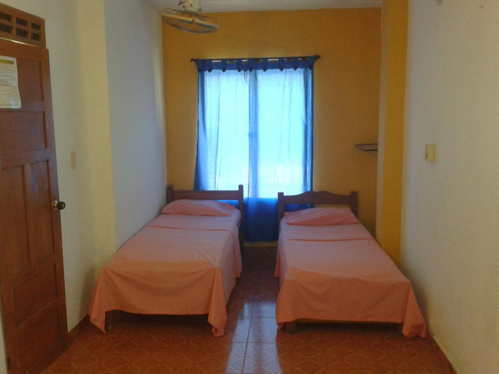 Hotel Hospederia Casa Familiar Santa Marta  Zimmer foto